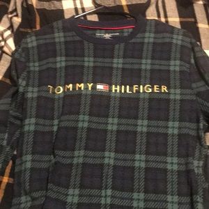 Tommy Hilfiger long sleeve shirt